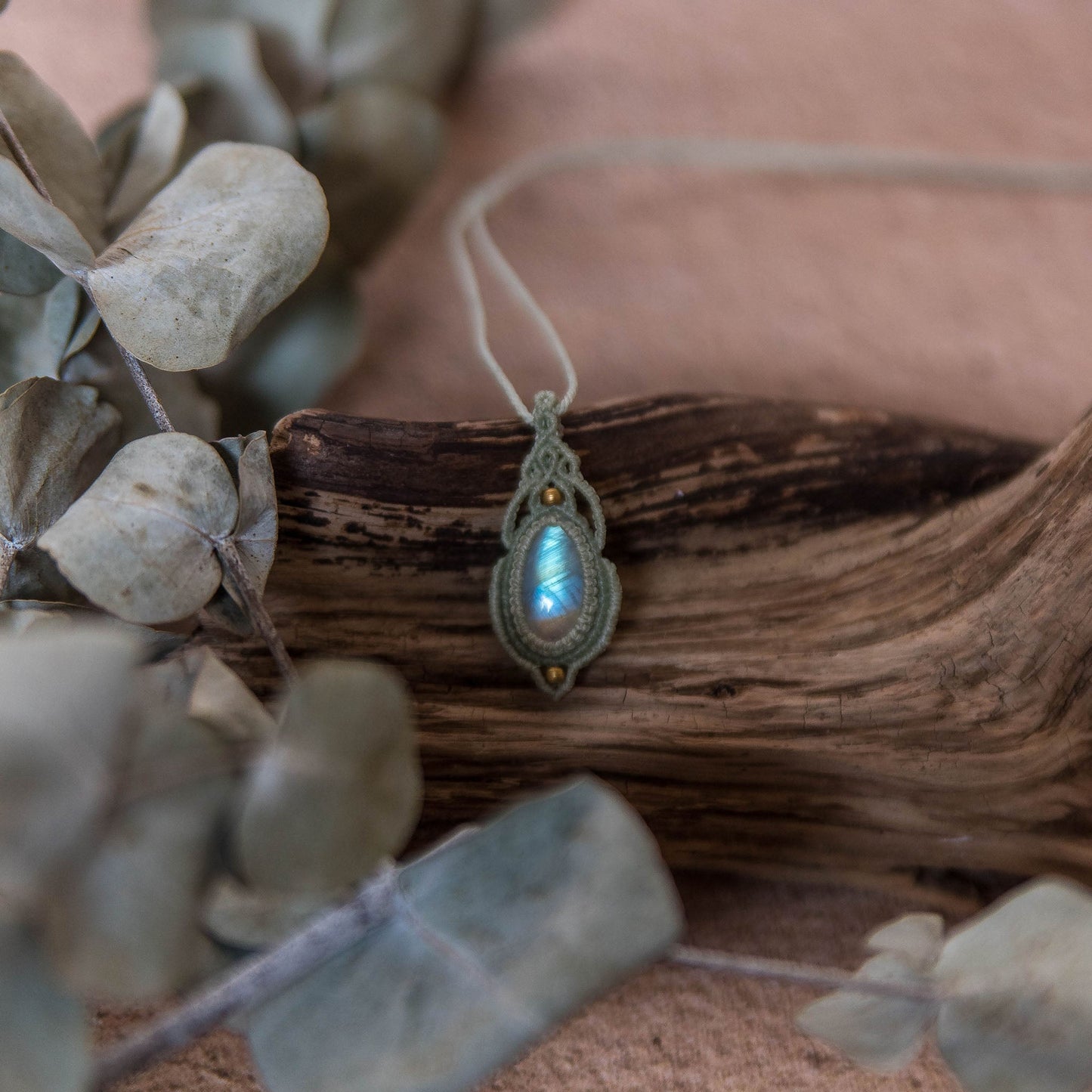 Colgante con Piedra Lunar Arcoiris