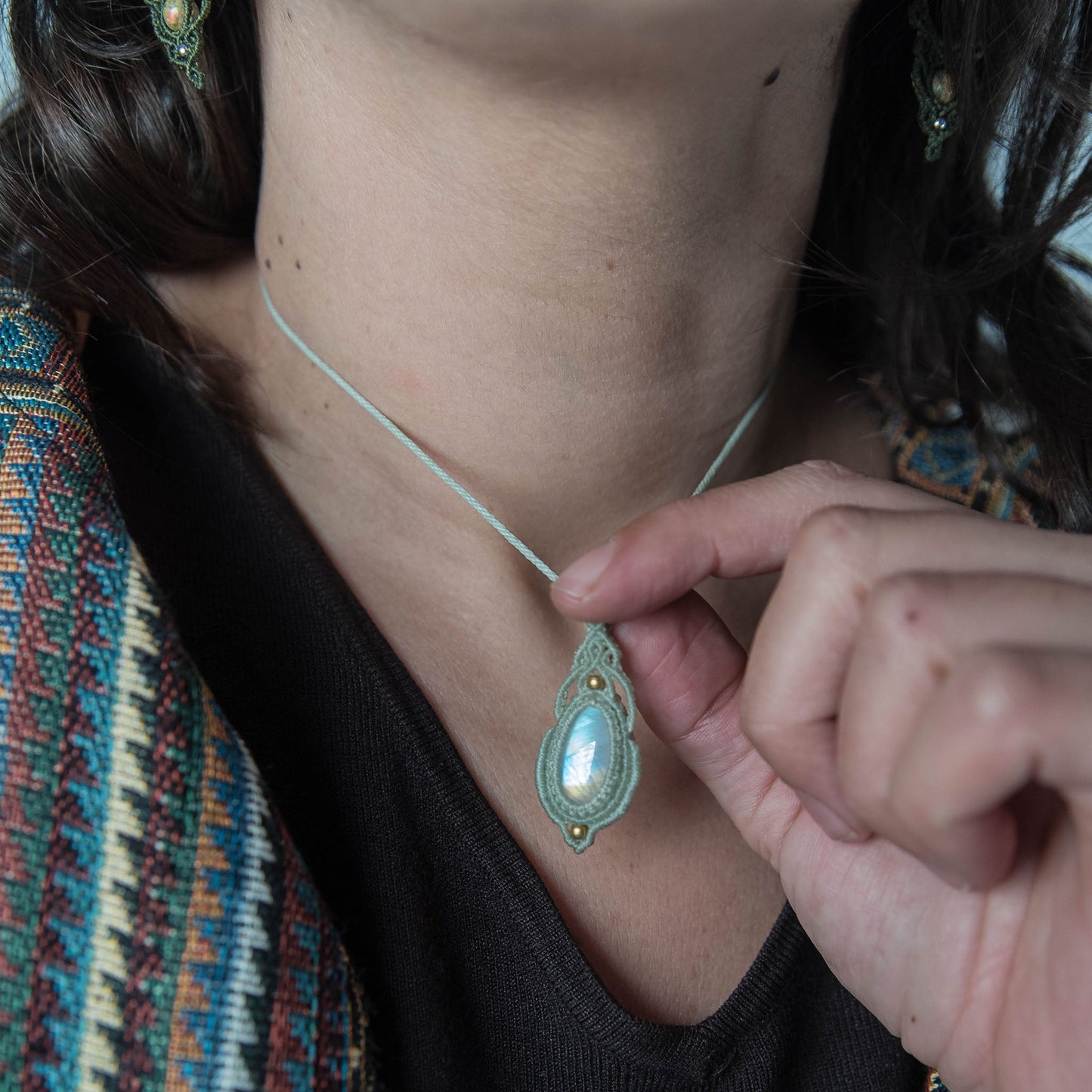 Colgante con Piedra Lunar Arcoiris