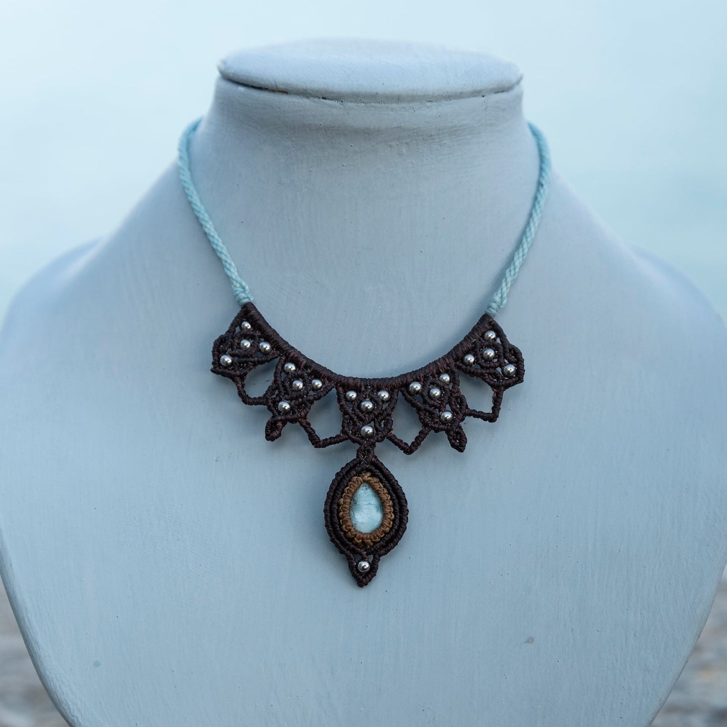 Collar con Larimar