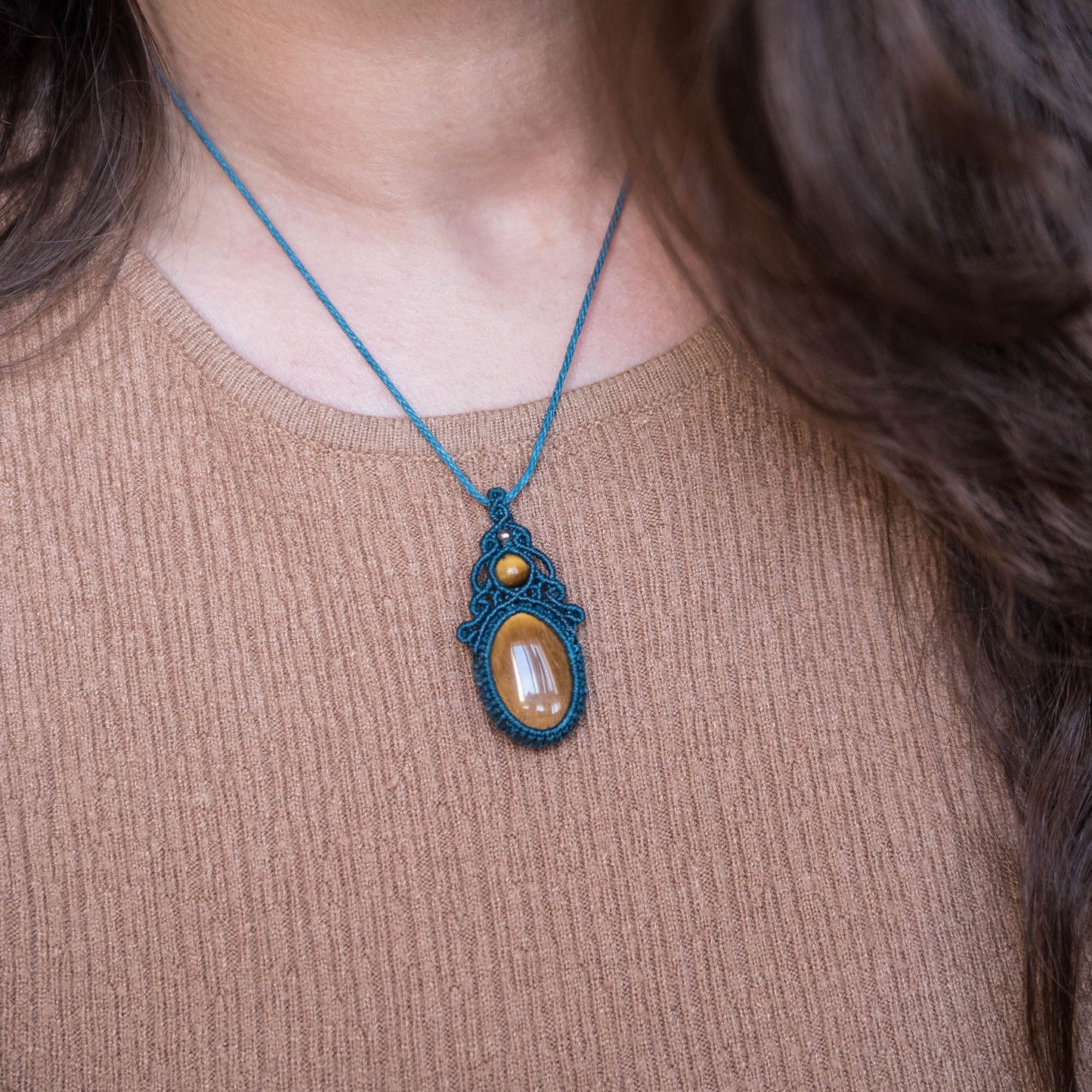 Collar Ruh con Ojos de tigre