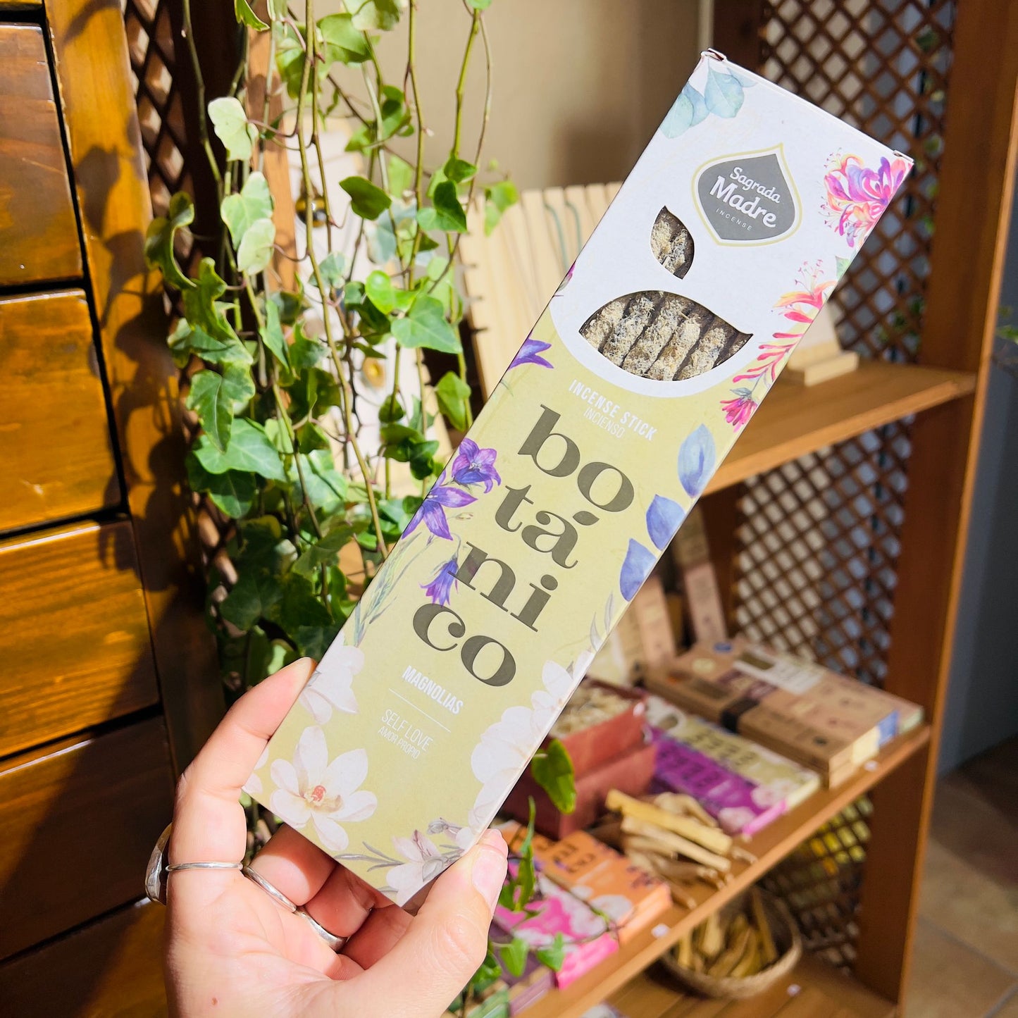 Incienso botánico de Magnolias