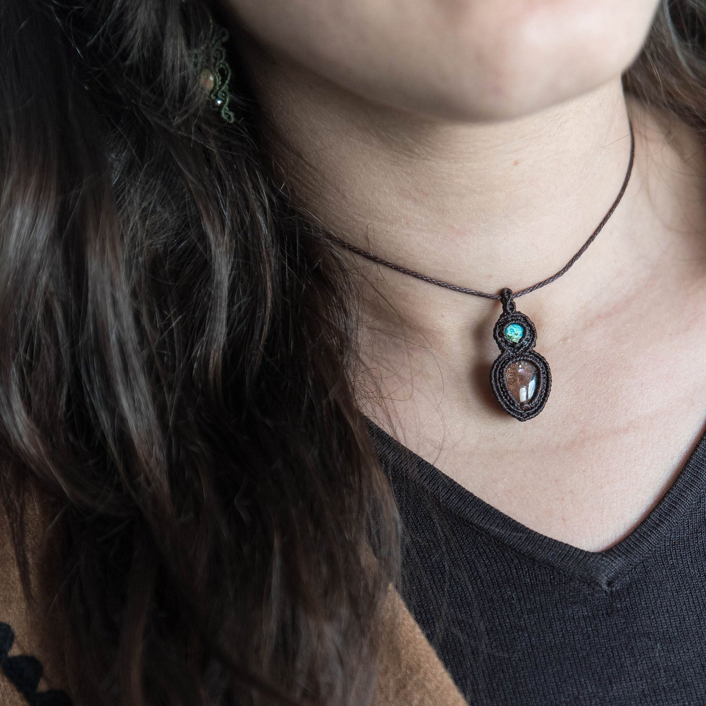 Collar con Piedra Sol y Turquesa Tibetana