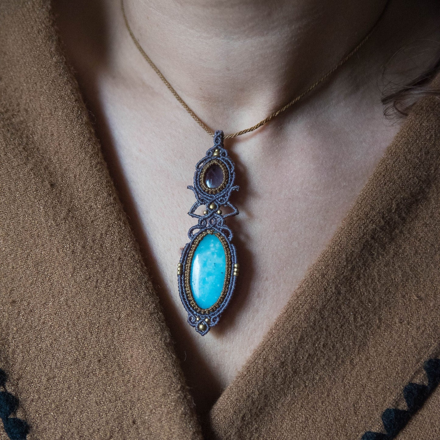 Collar con ametrino y Smithsonita