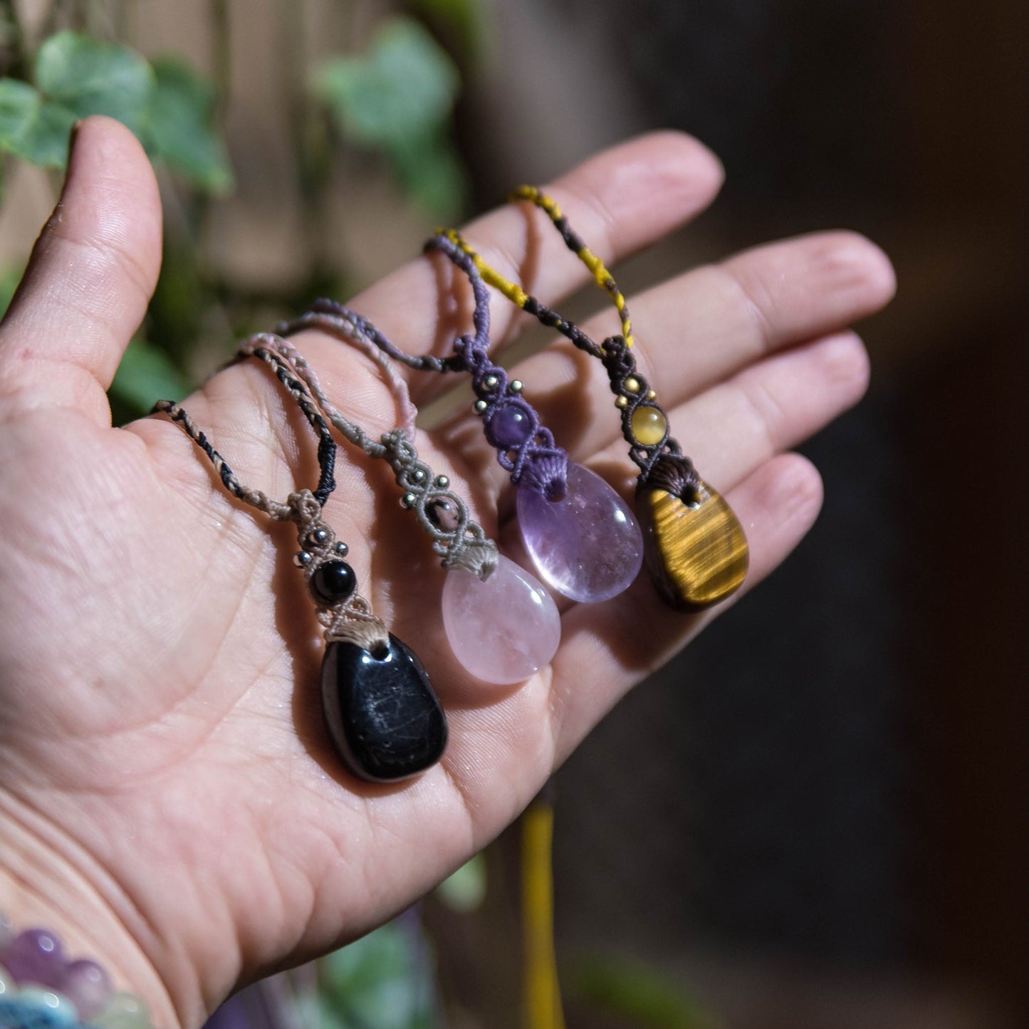 Collares con cordón multicolor