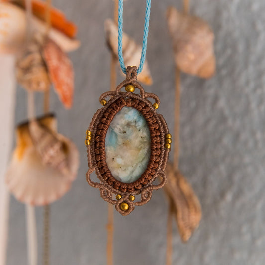 Collar con Larimar
