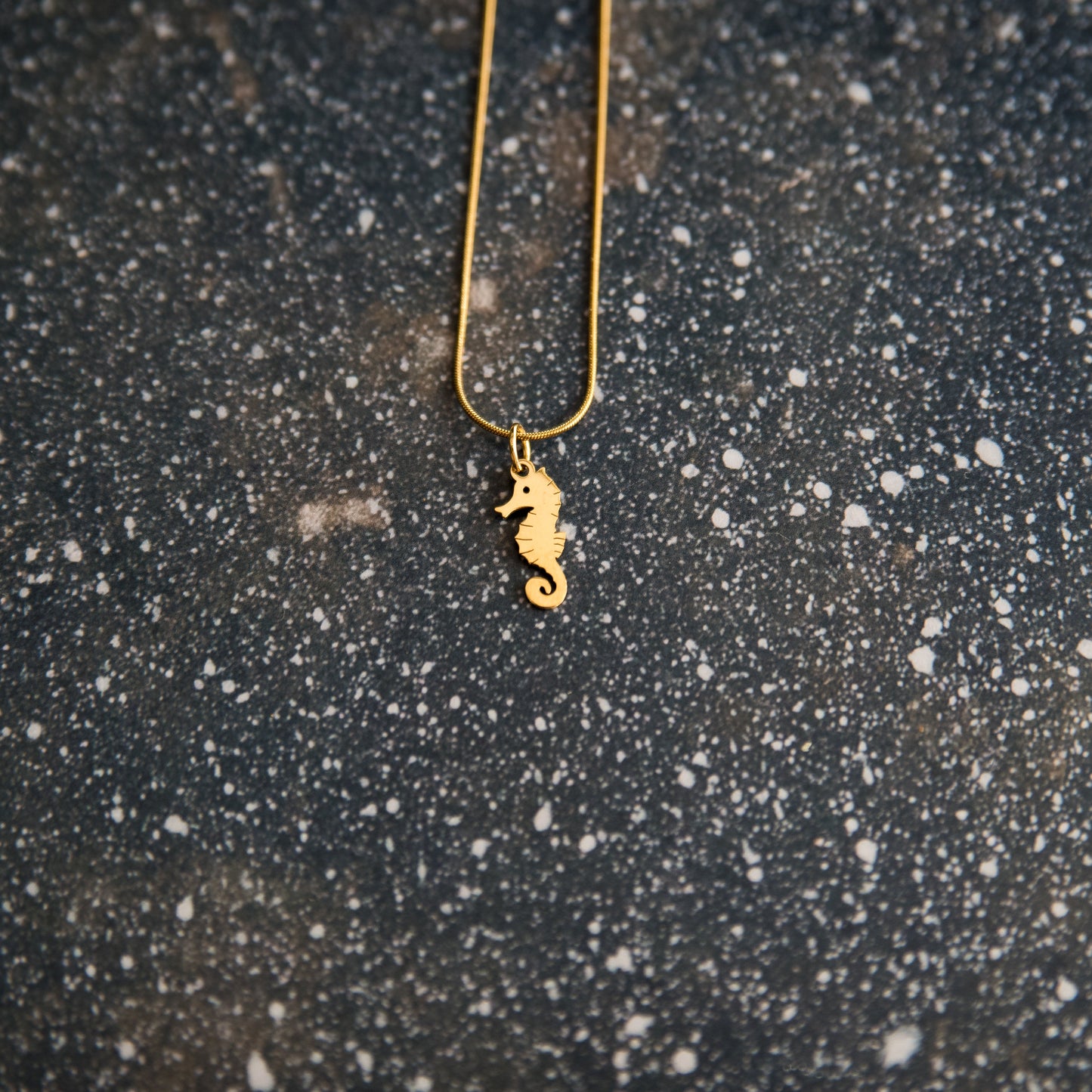 Collares Acero dorado