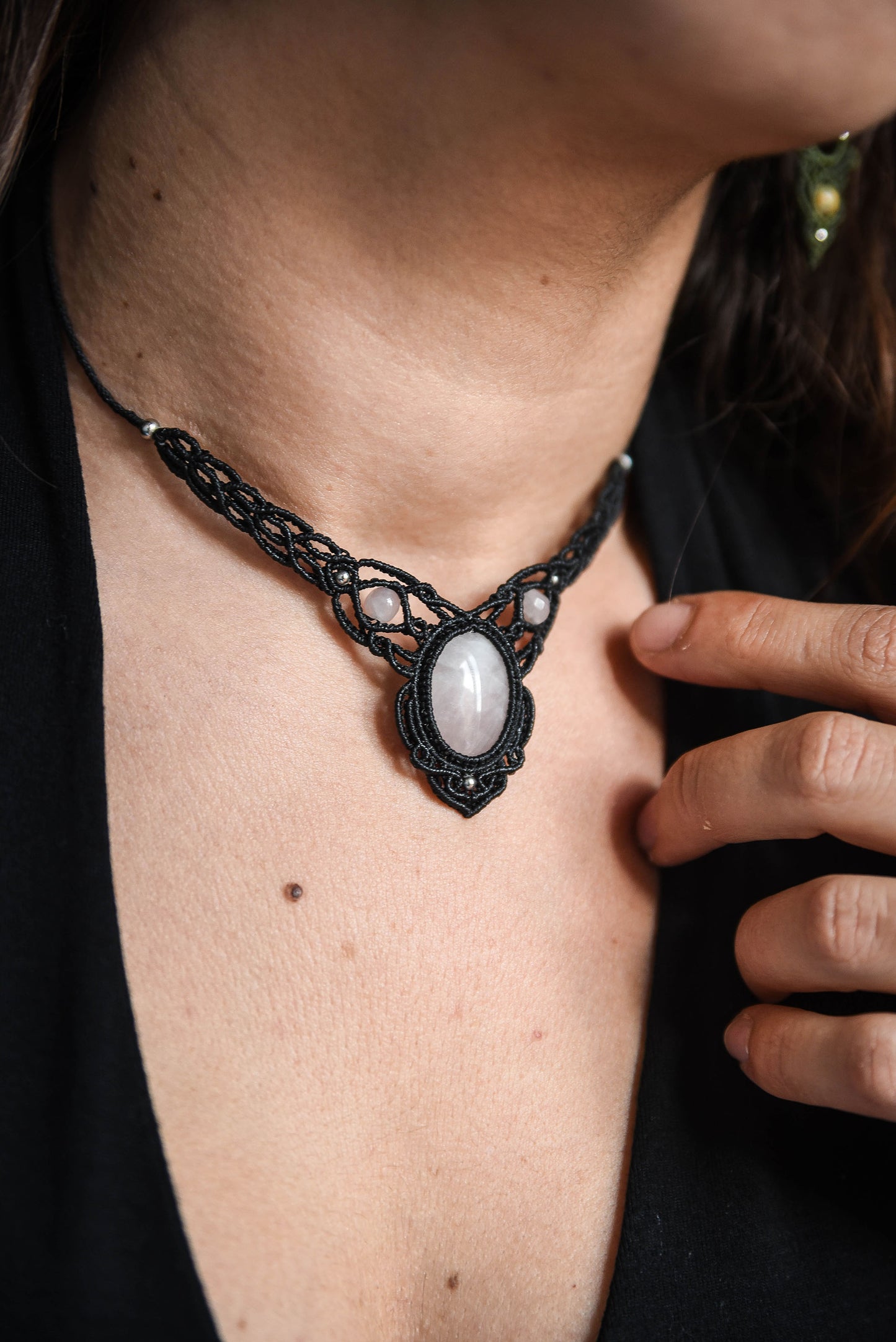 Gargantilla con Cuarzos Rosas