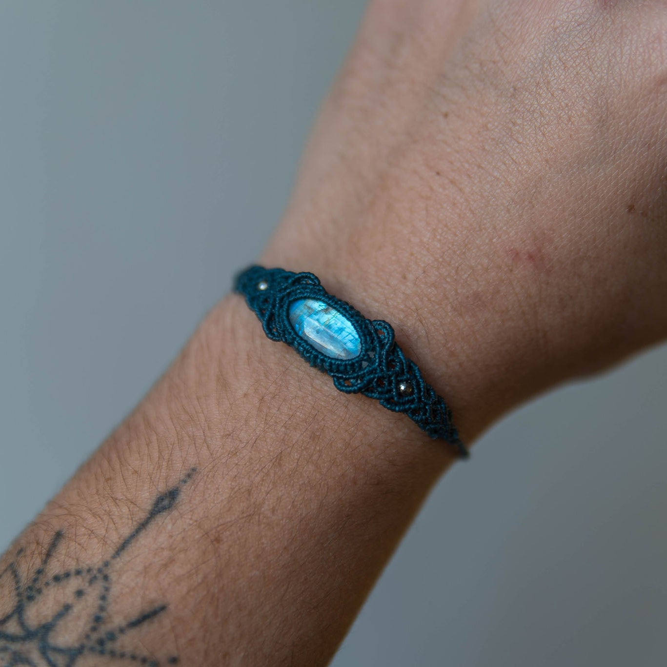 Pulsera con Piedra Lunar