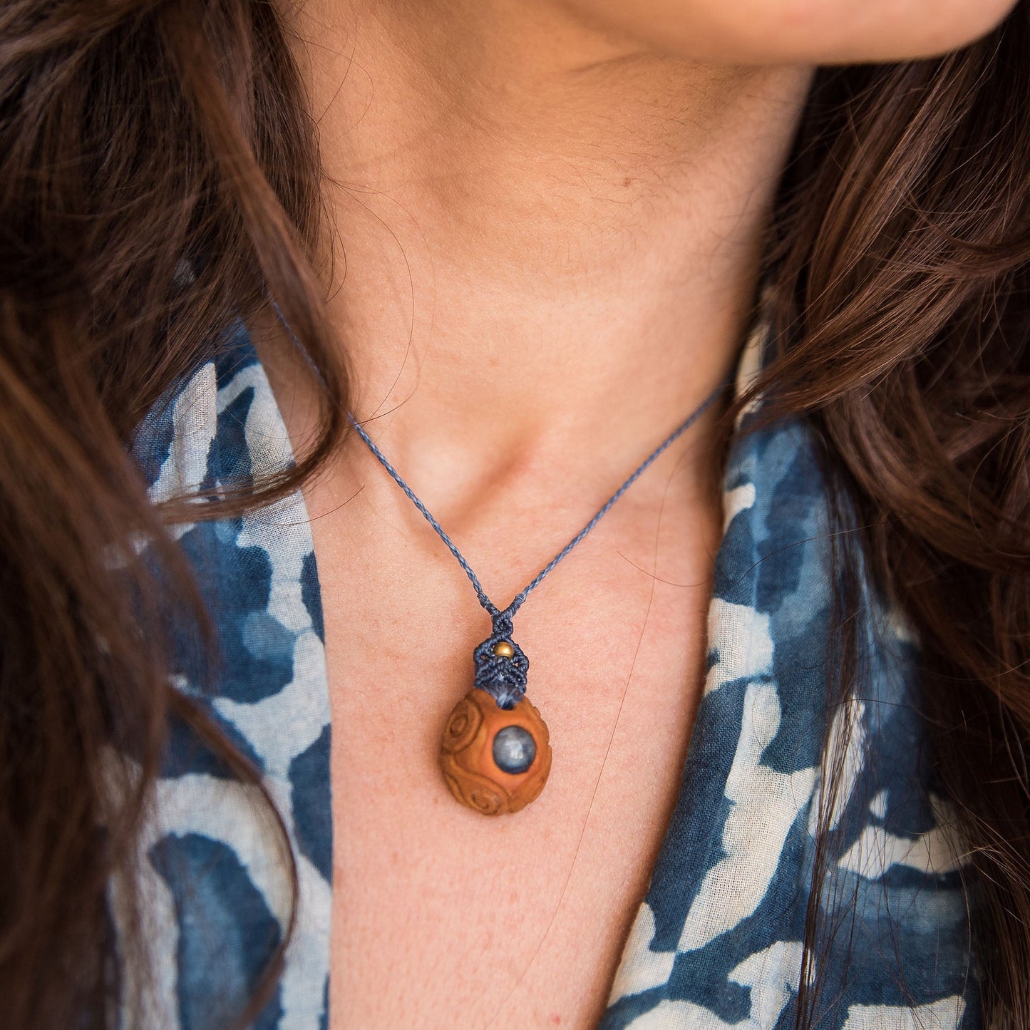 Avocado seed with Kyanite