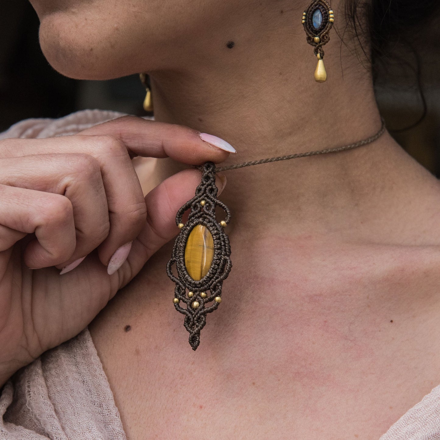 Collar con Ojo de tigre