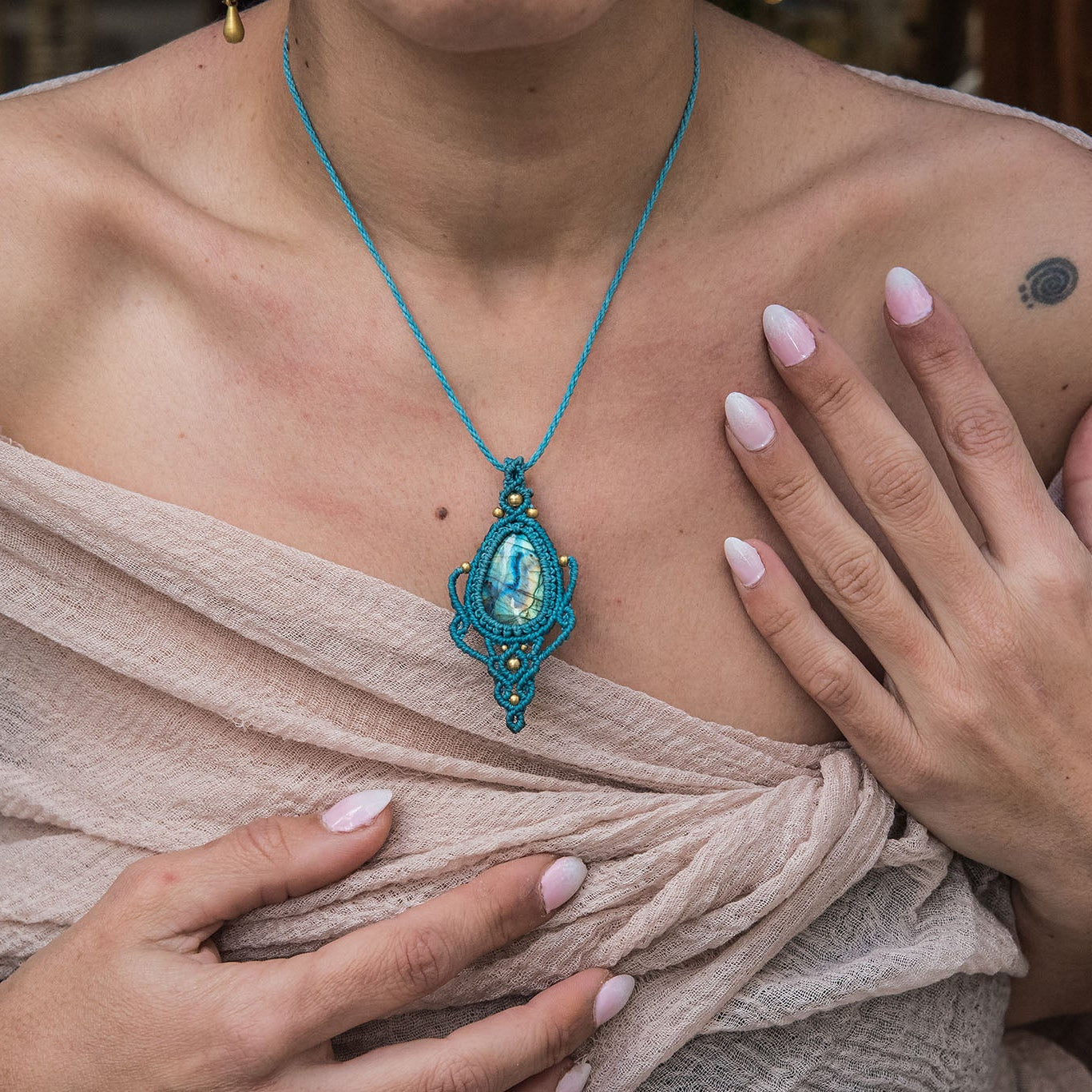 Necklace with Labradorite